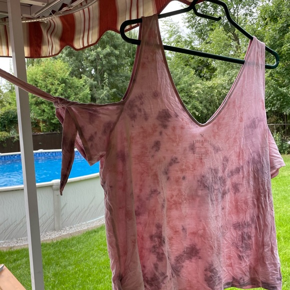 Pink marble camisole from American Eagle - Picture 3 of 4